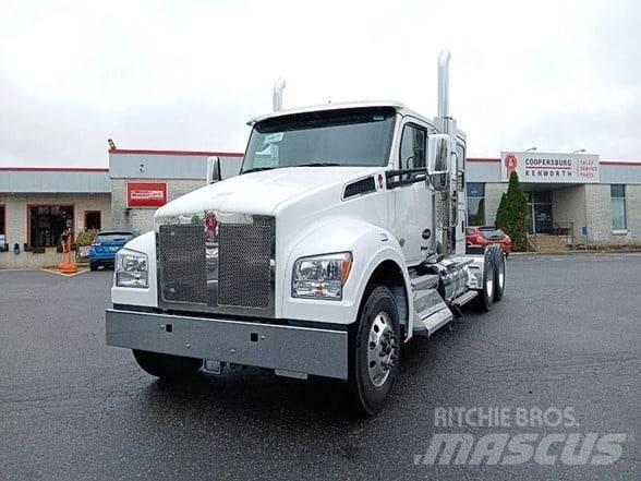 Kenworth T880 牵引车