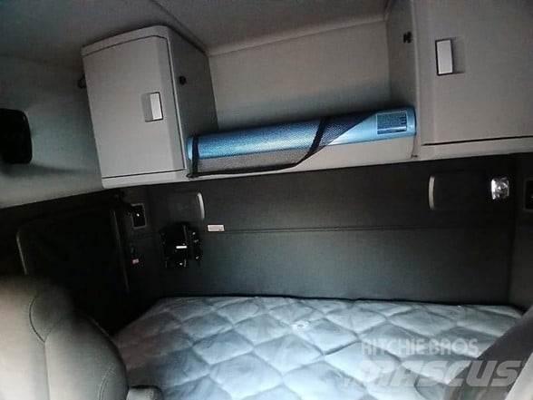 Kenworth T880 牵引车