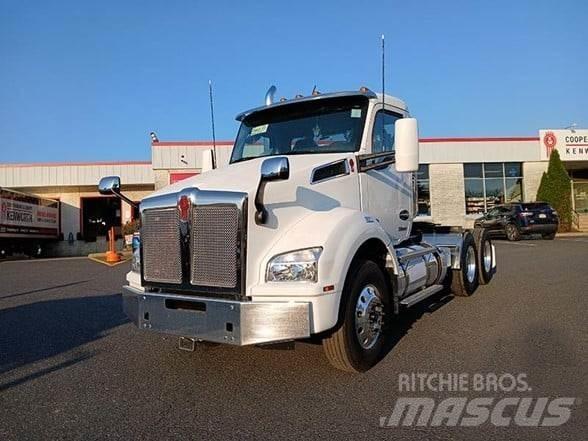 Kenworth T880 牵引车