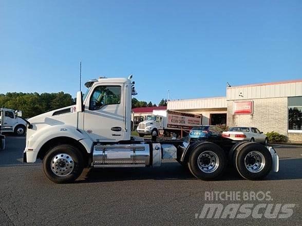 Kenworth T880 牵引车