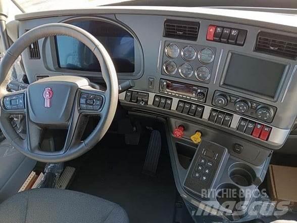 Kenworth T880 牵引车