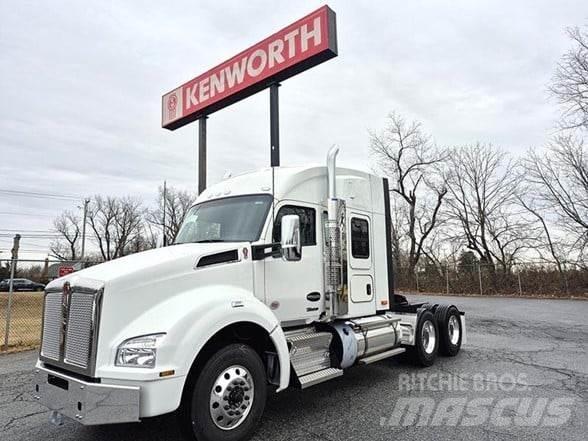 Kenworth T880 牵引车