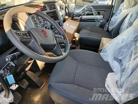 Kenworth T880 牵引车