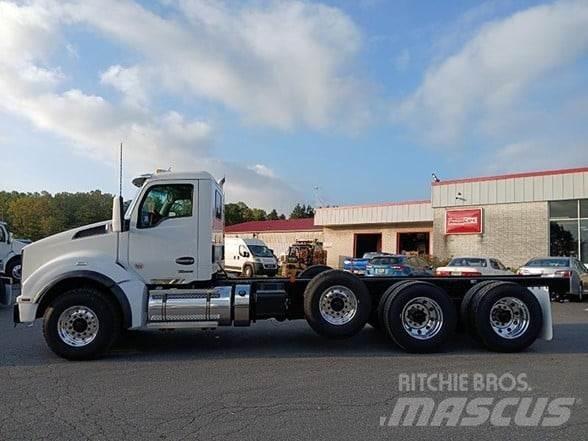 Kenworth T880 平板车