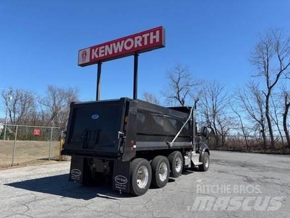 Kenworth T880 自卸式货车