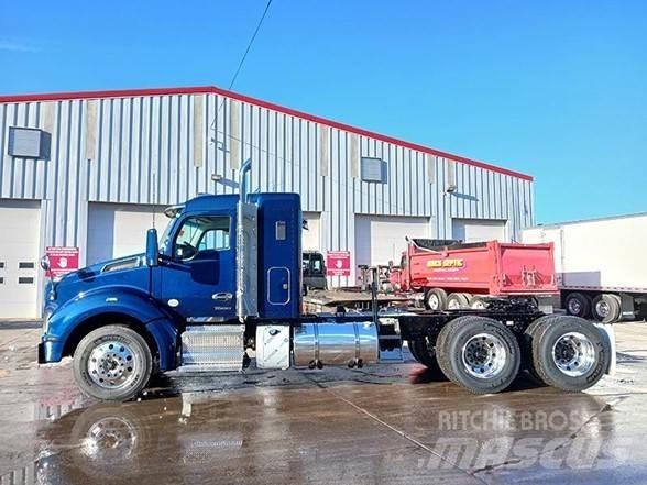 Kenworth T880 牵引车