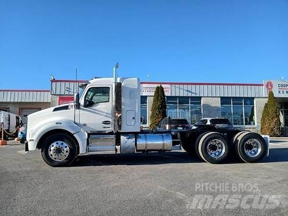 Kenworth T880 牵引车
