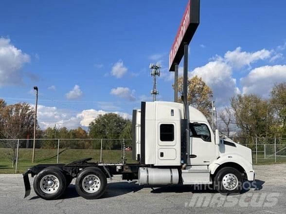 Kenworth T880 牵引车