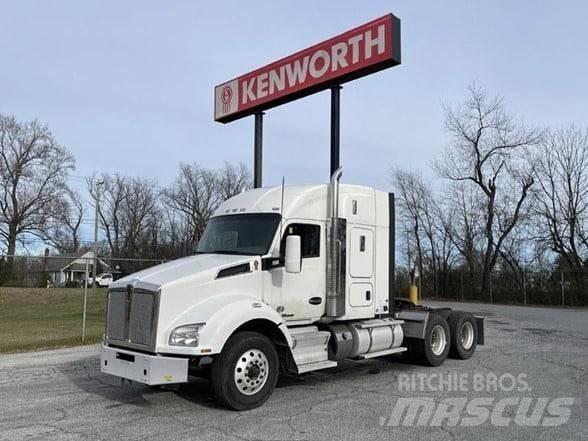 Kenworth T880 牵引车