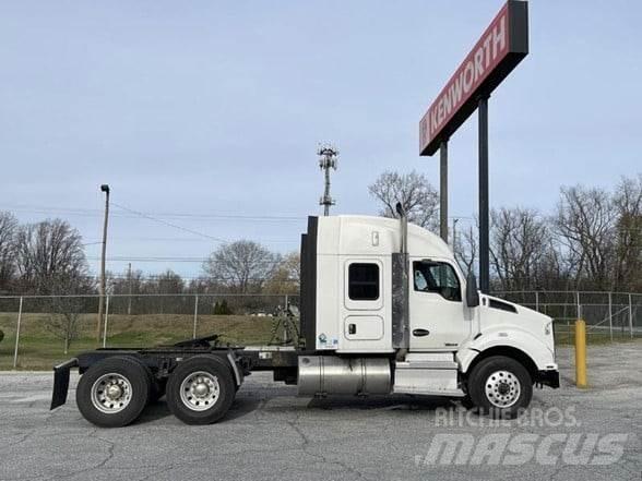 Kenworth T880 牵引车