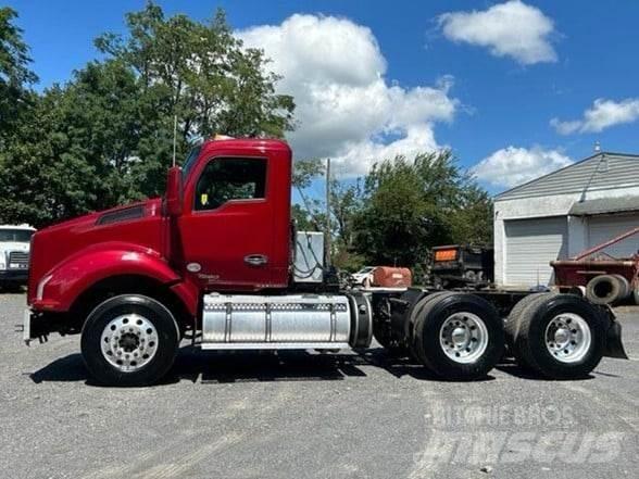Kenworth T880 牵引车