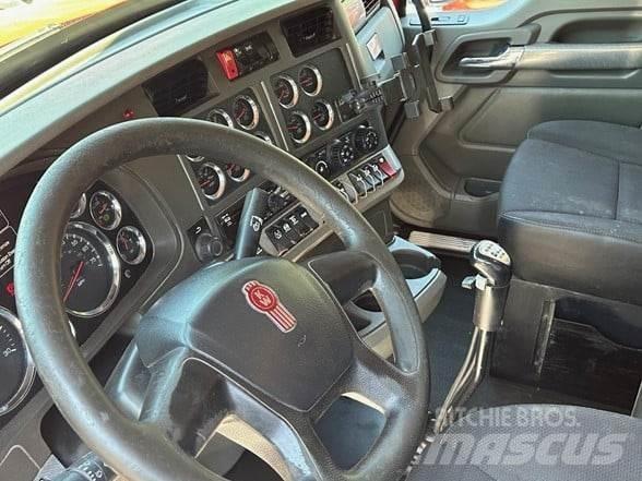 Kenworth T880 自卸式货车