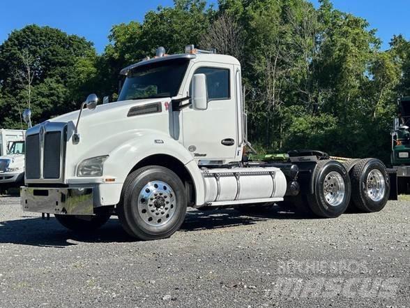 Kenworth T880 牵引车