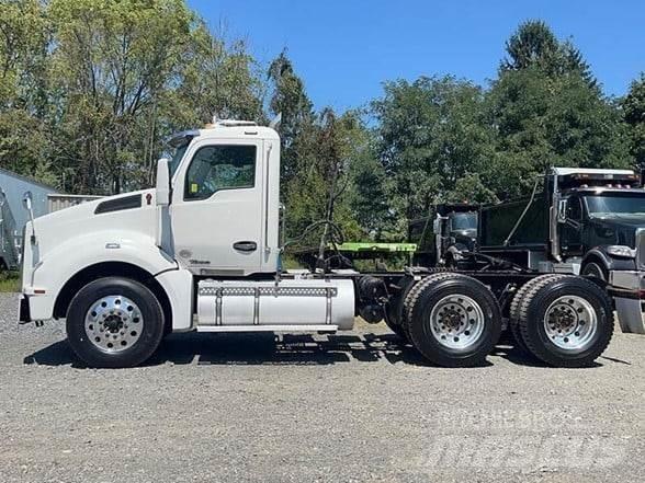 Kenworth T880 牵引车