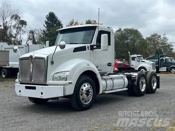 Kenworth T880 牵引车