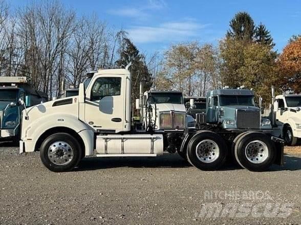 Kenworth T880 牵引车