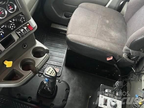 Kenworth T880 自卸式货车
