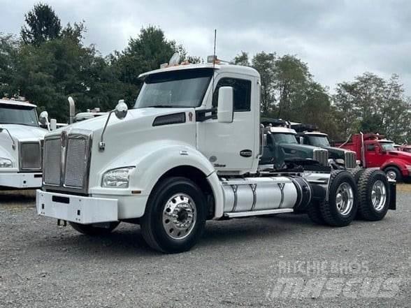 Kenworth T880 牵引车