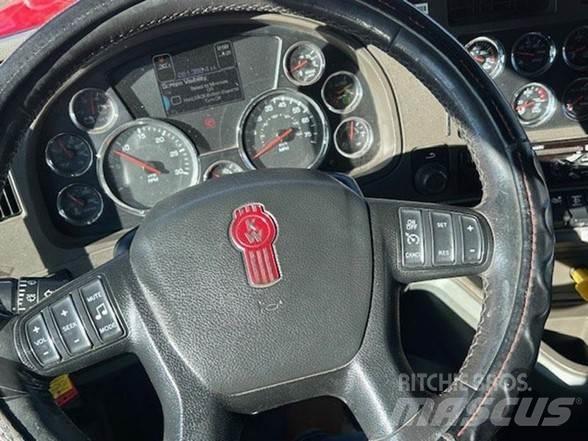 Kenworth T880 自卸式货车
