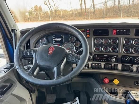 Kenworth T880 自卸式货车