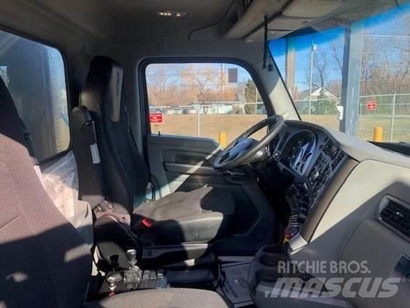 Kenworth T880 自卸式货车