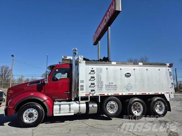 Kenworth T880 自卸式货车