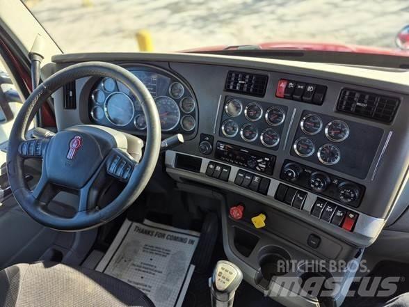 Kenworth T880 自卸式货车