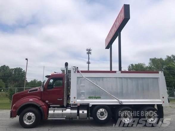 Kenworth T880 自卸式货车