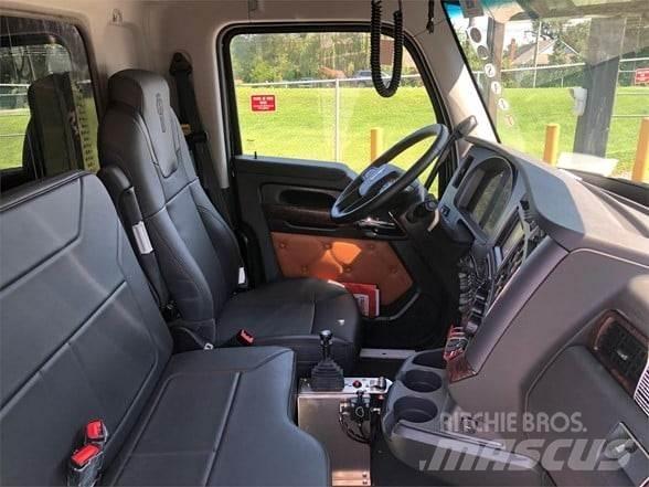 Kenworth T880 自卸式货车