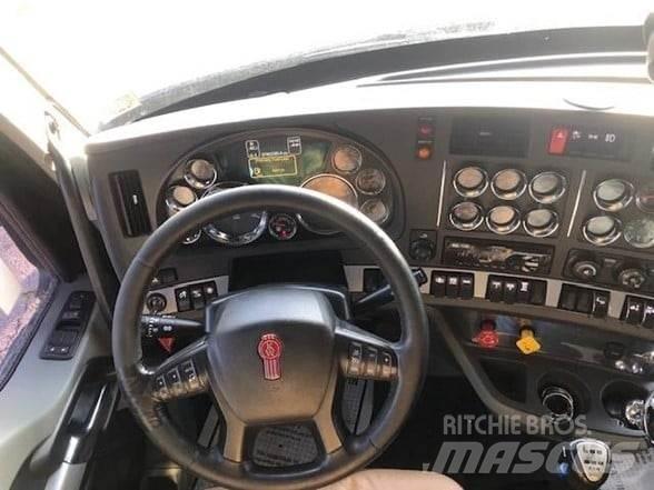 Kenworth T880 自卸式货车