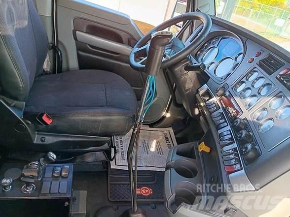 Kenworth T880 自卸式货车