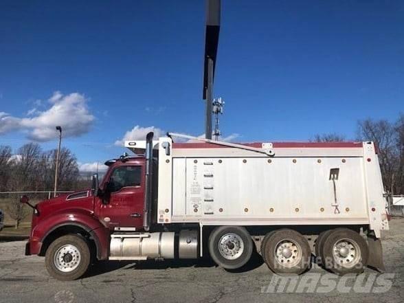 Kenworth T880 自卸式货车