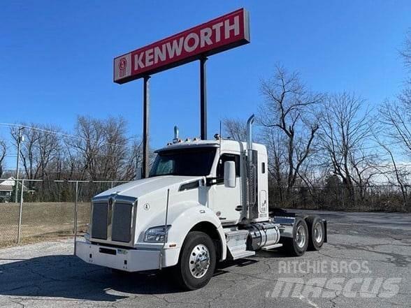 Kenworth T880 牵引车