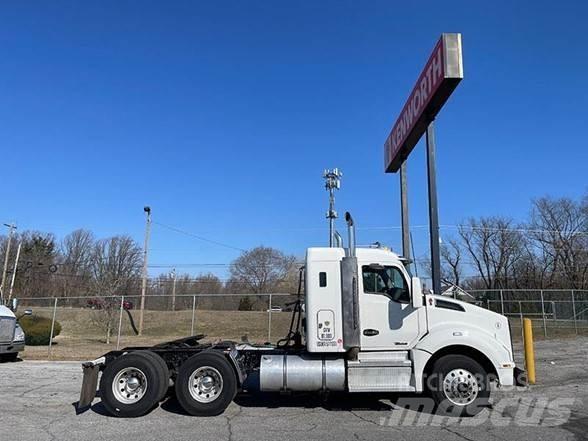 Kenworth T880 牵引车