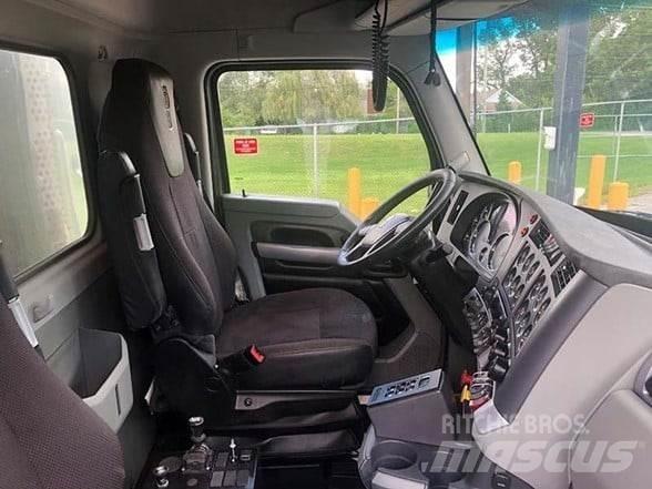 Kenworth T880 自卸式货车
