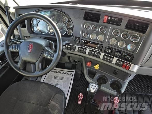 Kenworth T880 牵引车