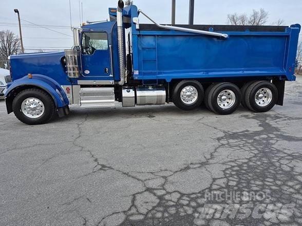 Kenworth W900 自卸式货车