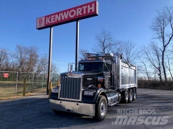 Kenworth W900B 自卸式货车