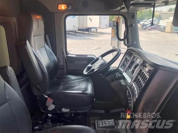 Kenworth W900B 自卸式货车