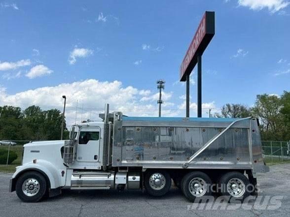Kenworth W900L 自卸式货车