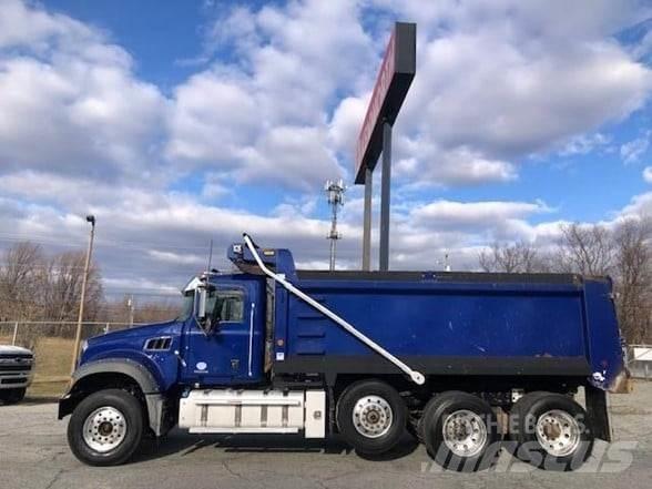 Mack GRANITE 64BR 自卸式货车