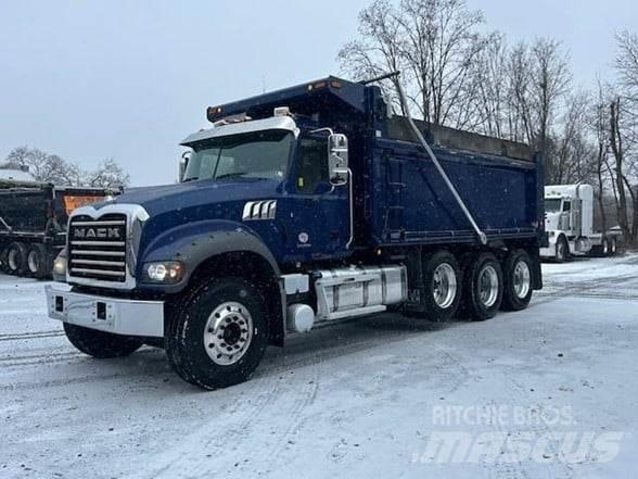 Mack GRANITE 64FR 自卸式货车