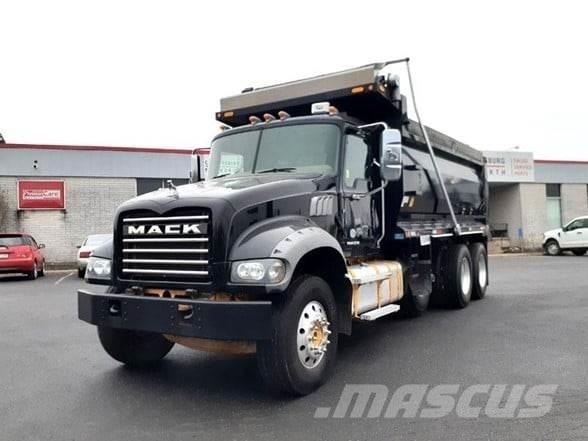 Mack GRANITE GU713 自卸式货车