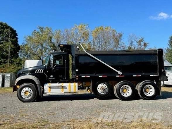 Mack GRANITE GU713 自卸式货车