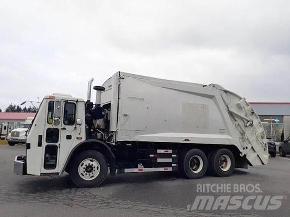 Mack LEU613 垃圾车