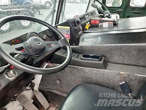 Mack LEU613 垃圾车