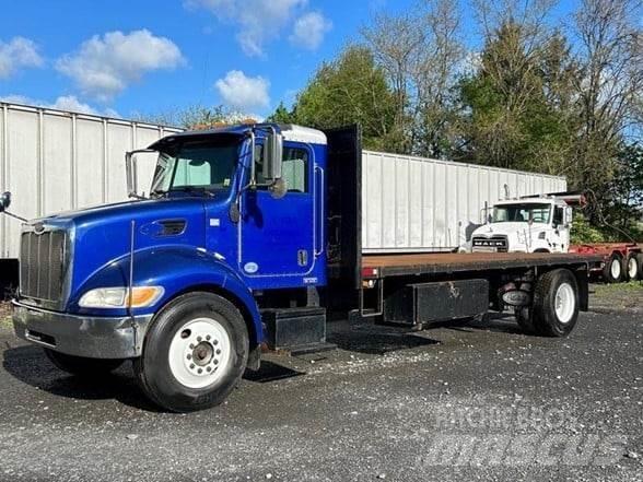 Peterbilt 330 平板栏板货车