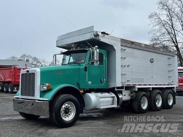 Peterbilt 367 自卸式货车