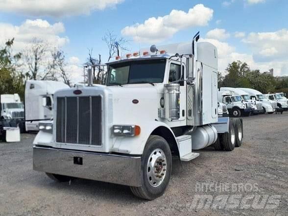 Peterbilt 379 牵引车