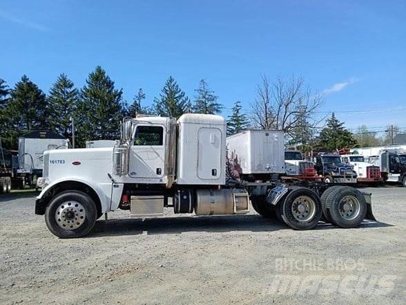 Peterbilt 389 牵引车